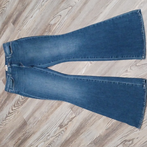 L'AGENCE Bell Flare High-Rise Jean Women's Size 29 - Picture 1 of 12